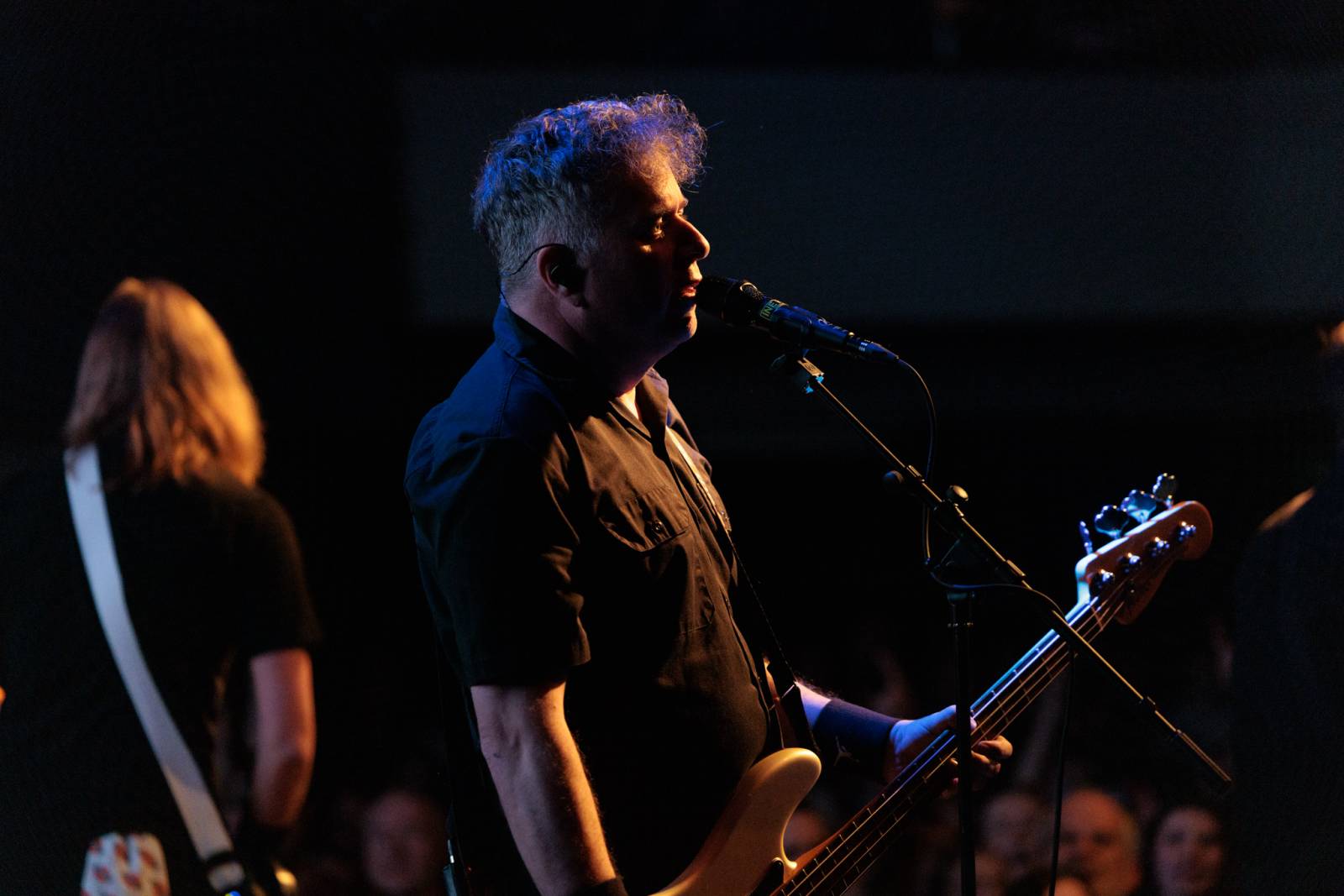 Inekafe zahájilo v Praze turné, bubeník odehrál koncert s horečkou