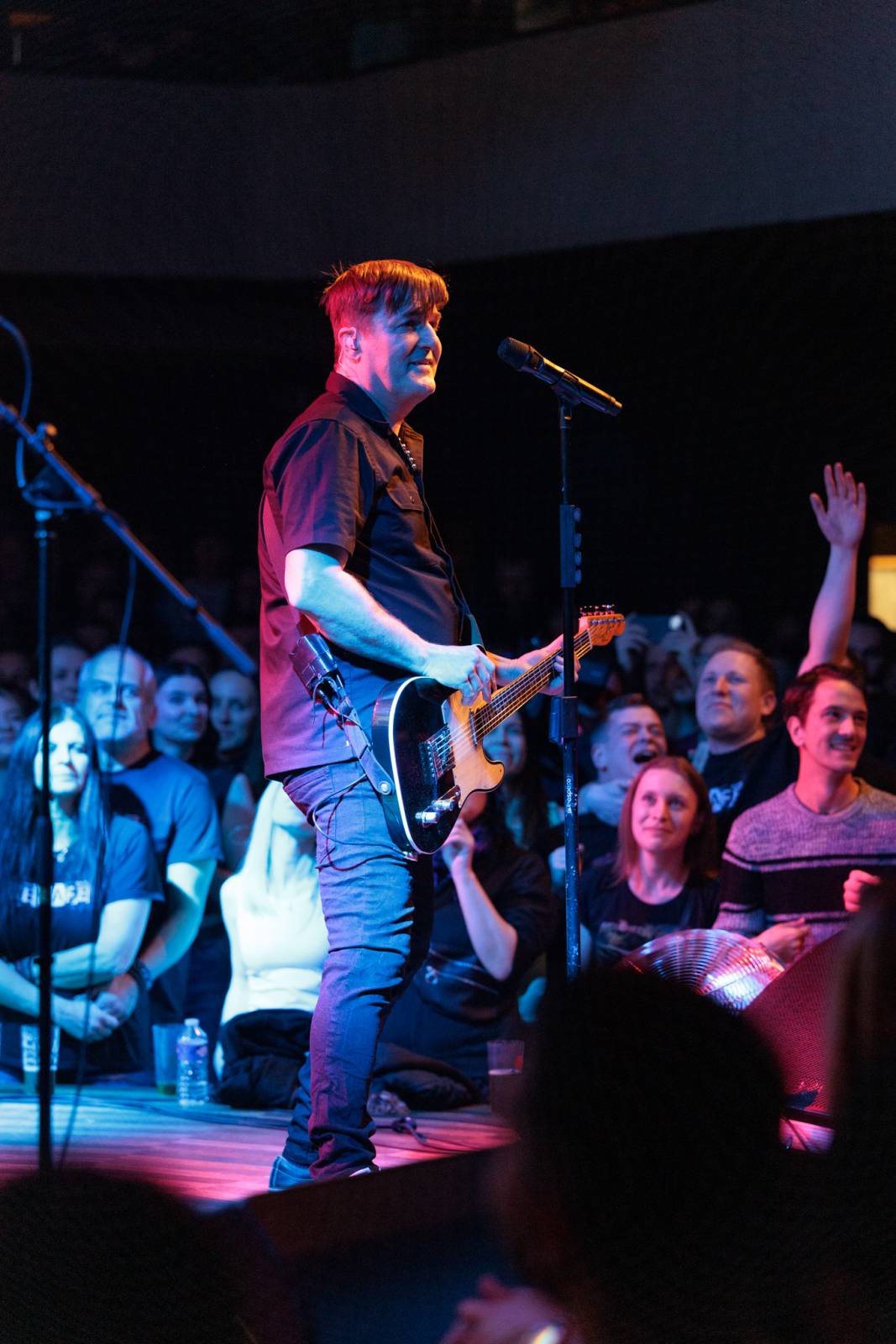 Inekafe zahájilo v Praze turné, bubeník odehrál koncert s horečkou