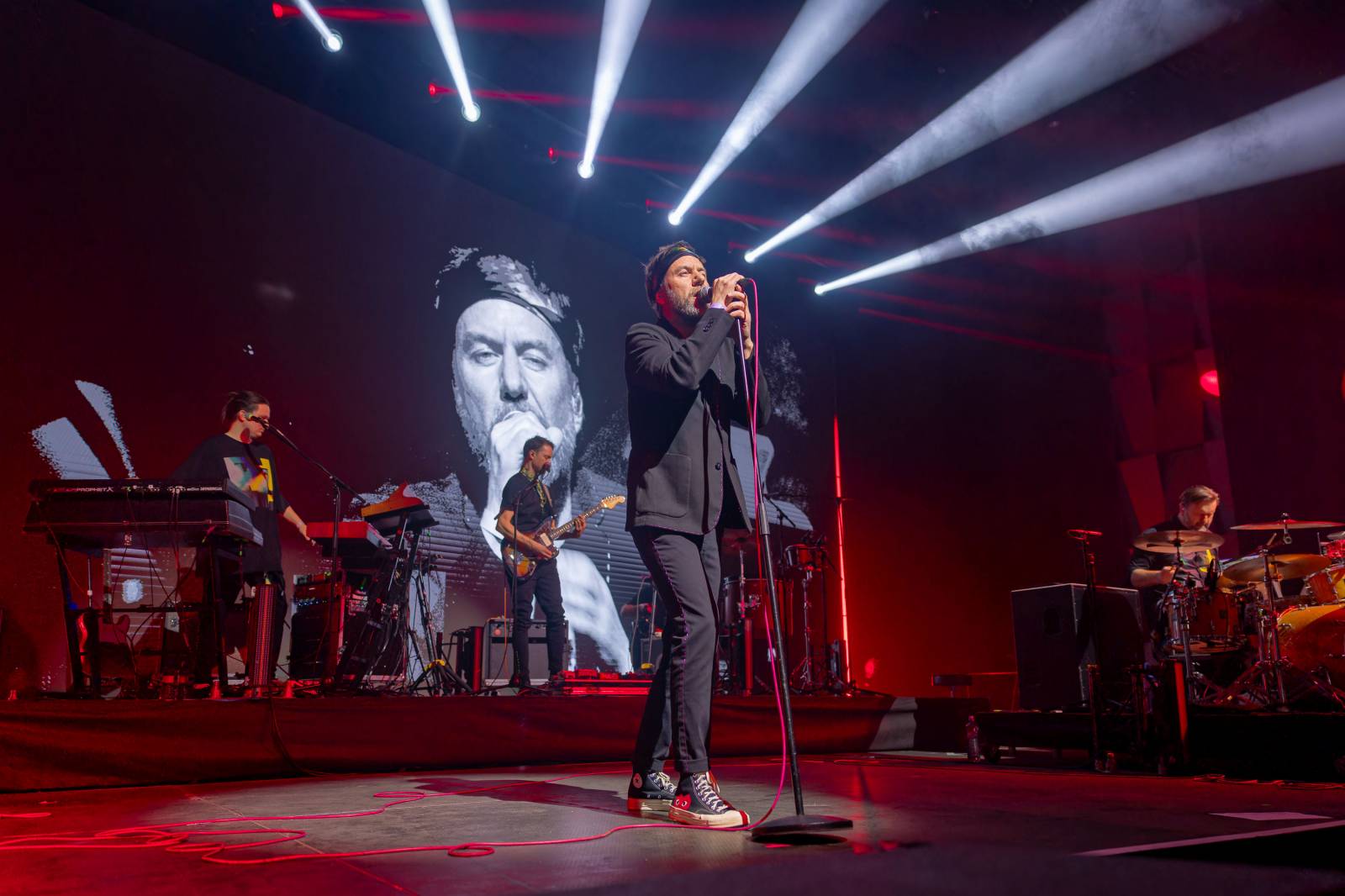 Tata Bojs řádili ve Foru Karlín, pokřtili i nové EP