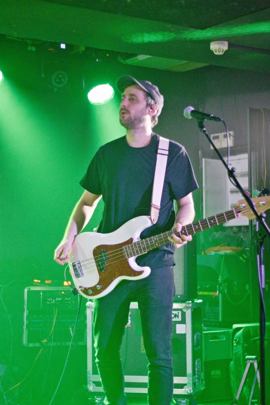 Energičtí Baits vystoupili v pražském Rock Café, podpořili je domácí Cold Meat Party