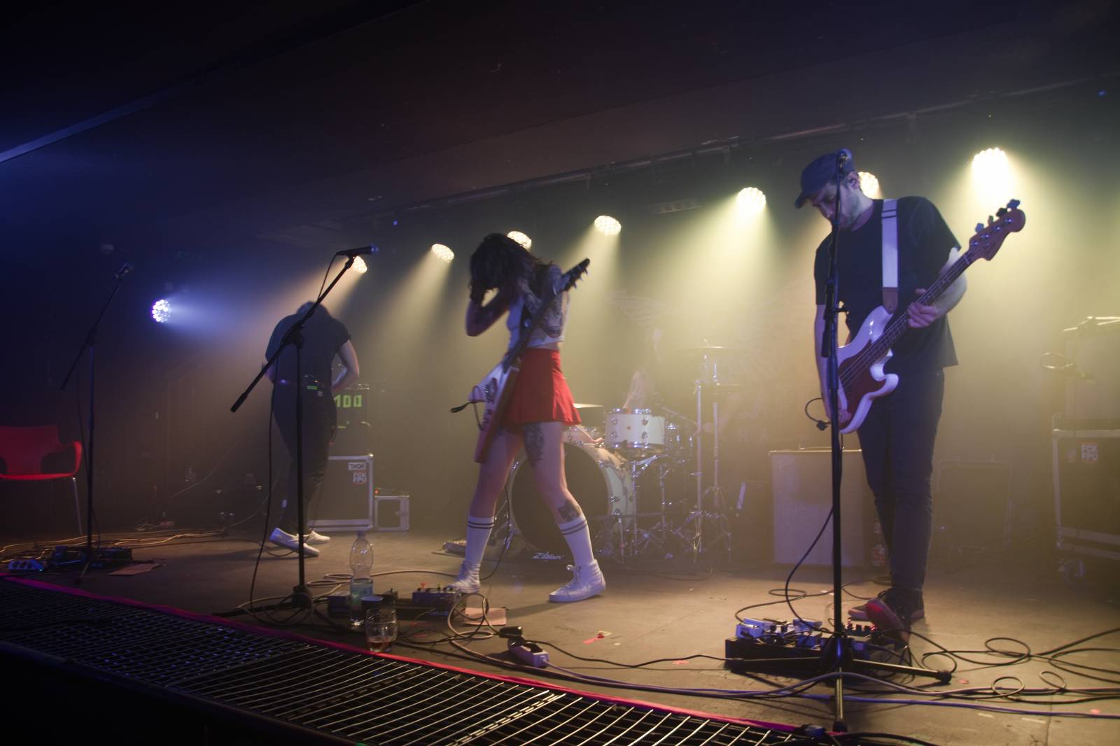 Energičtí Baits vystoupili v pražském Rock Café, podpořili je domácí Cold Meat Party