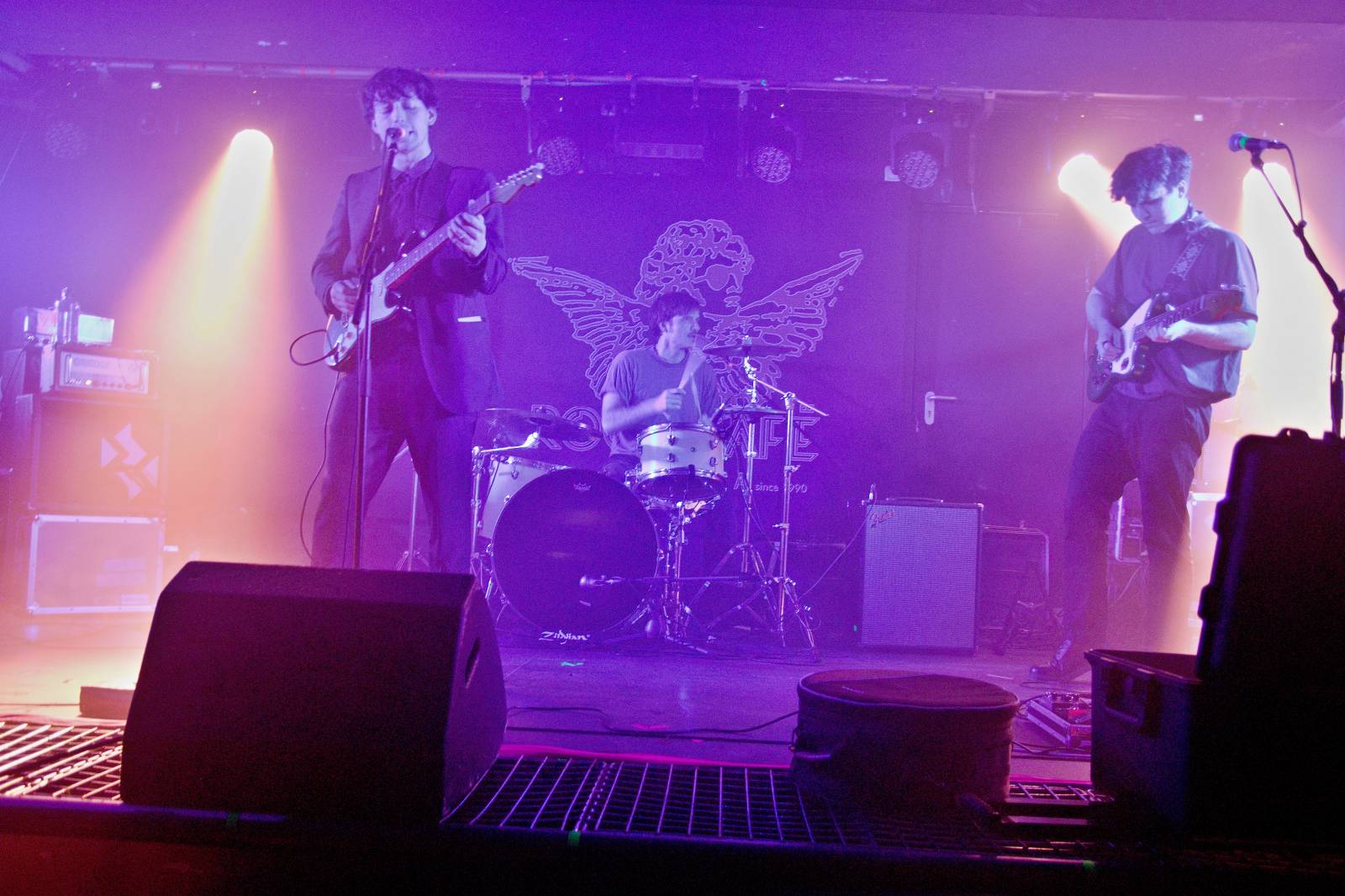 Energičtí Baits vystoupili v pražském Rock Café, podpořili je domácí Cold Meat Party