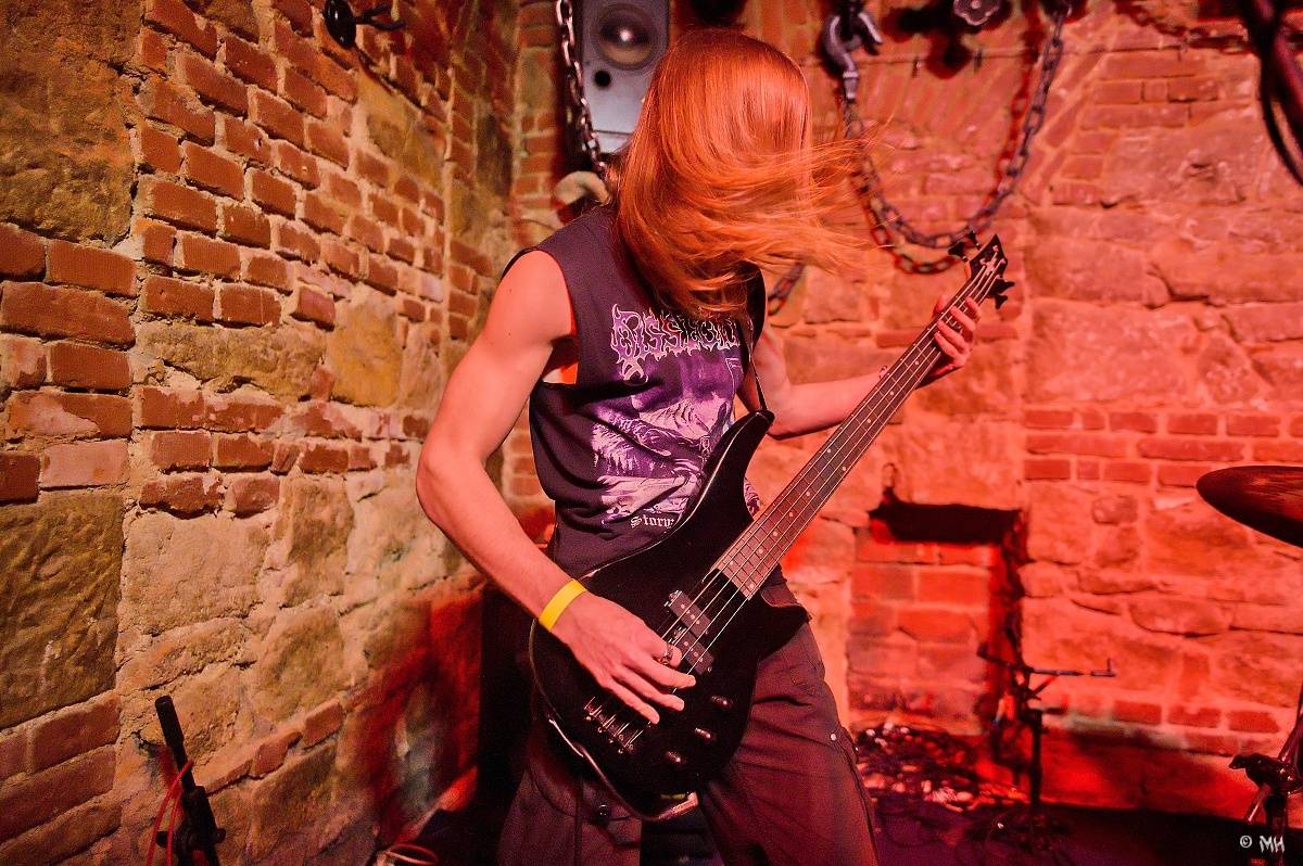 Energická smršť z domova i Mexika. V plzeňském Parlamentu zahráli Light of Dark, Sukkhu i Krusadist