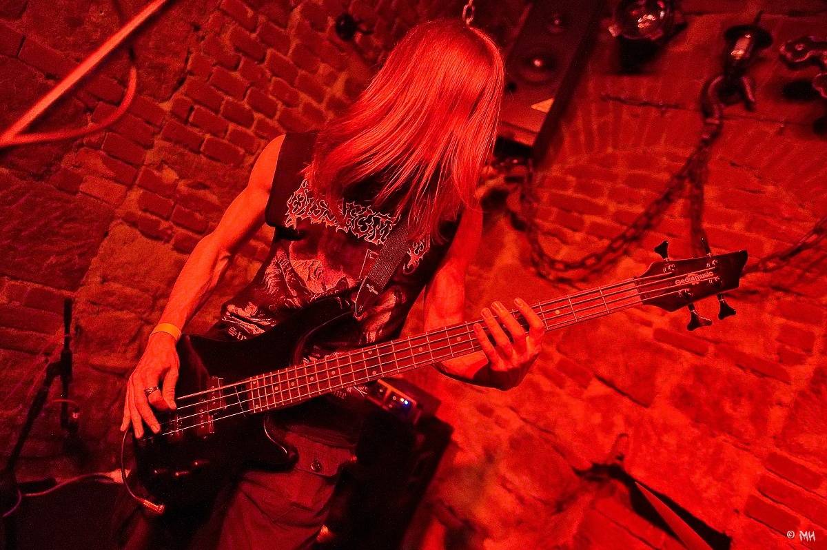 Energická smršť z domova i Mexika. V plzeňském Parlamentu zahráli Light of Dark, Sukkhu i Krusadist