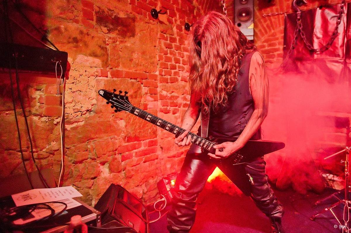 Energická smršť z domova i Mexika. V plzeňském Parlamentu zahráli Light of Dark, Sukkhu i Krusadist