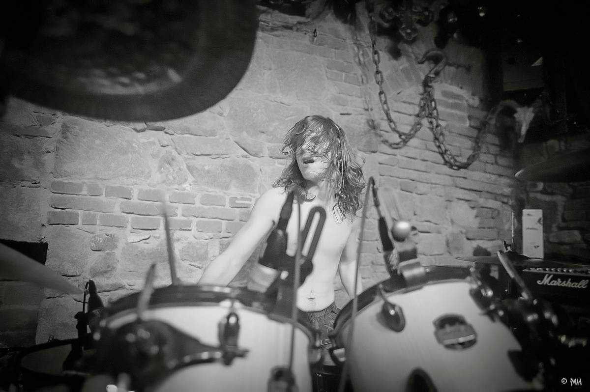 Energická smršť z domova i Mexika. V plzeňském Parlamentu zahráli Light of Dark, Sukkhu i Krusadist