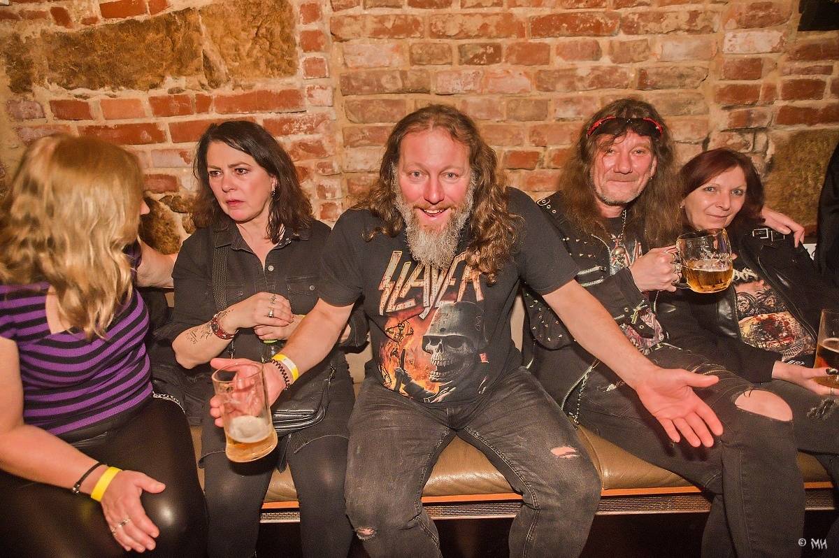 Energická smršť z domova i Mexika. V plzeňském Parlamentu zahráli Light of Dark, Sukkhu i Krusadist