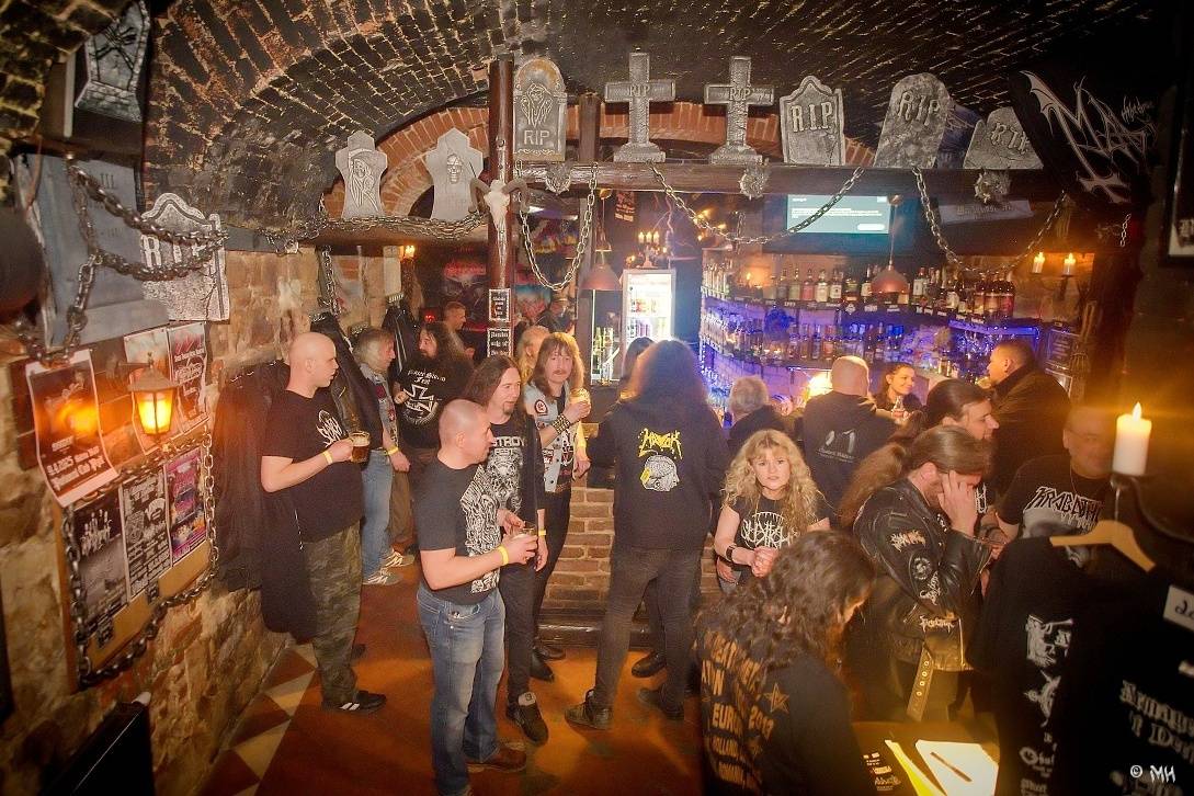 Energická smršť z domova i Mexika. V plzeňském Parlamentu zahráli Light of Dark, Sukkhu i Krusadist