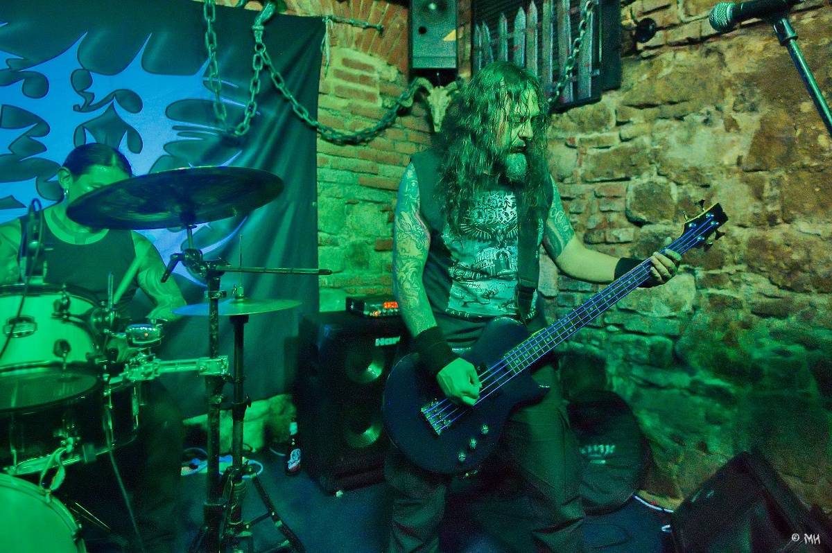 Energická smršť z domova i Mexika. V plzeňském Parlamentu zahráli Light of Dark, Sukkhu i Krusadist