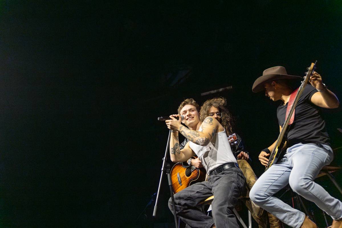 Eva Burešová rozezpívala Forum Karlín, plný sál ji dojal k slzám