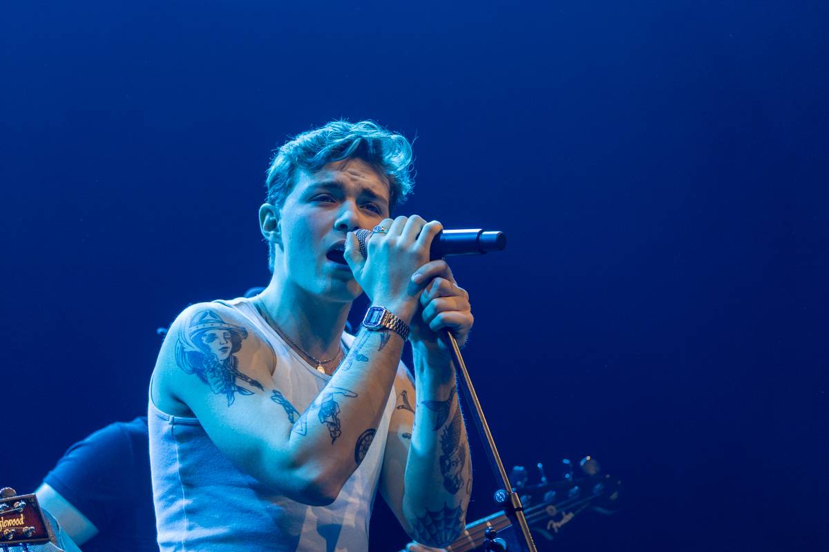 Eva Burešová rozezpívala Forum Karlín, plný sál ji dojal k slzám