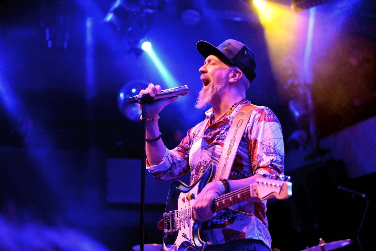 Bluesová noc v Praze. JJ Grey & Mofro řádili v Lucerna Music Baru