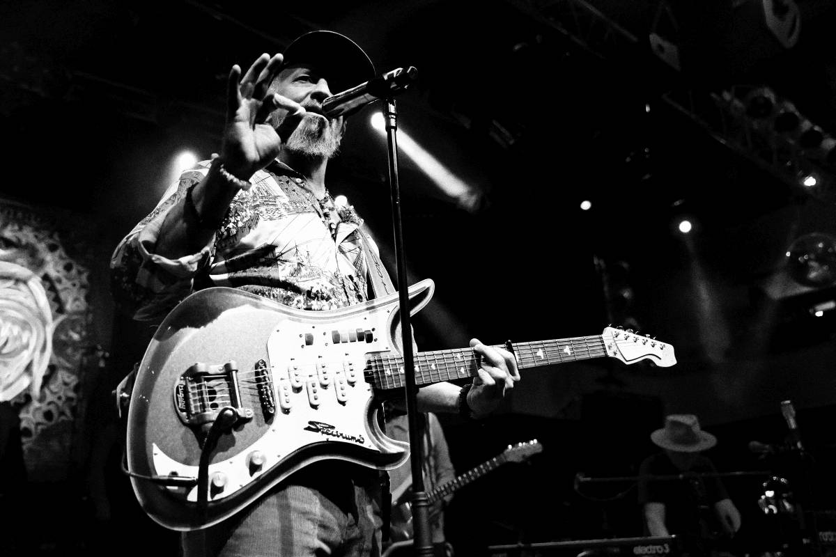 Bluesová noc v Praze. JJ Grey & Mofro řádili v Lucerna Music Baru