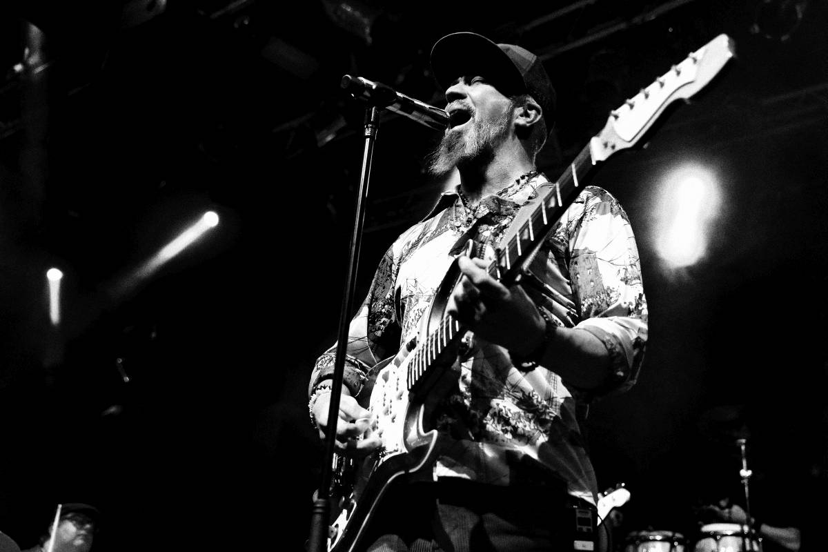 Bluesová noc v Praze. JJ Grey & Mofro řádili v Lucerna Music Baru