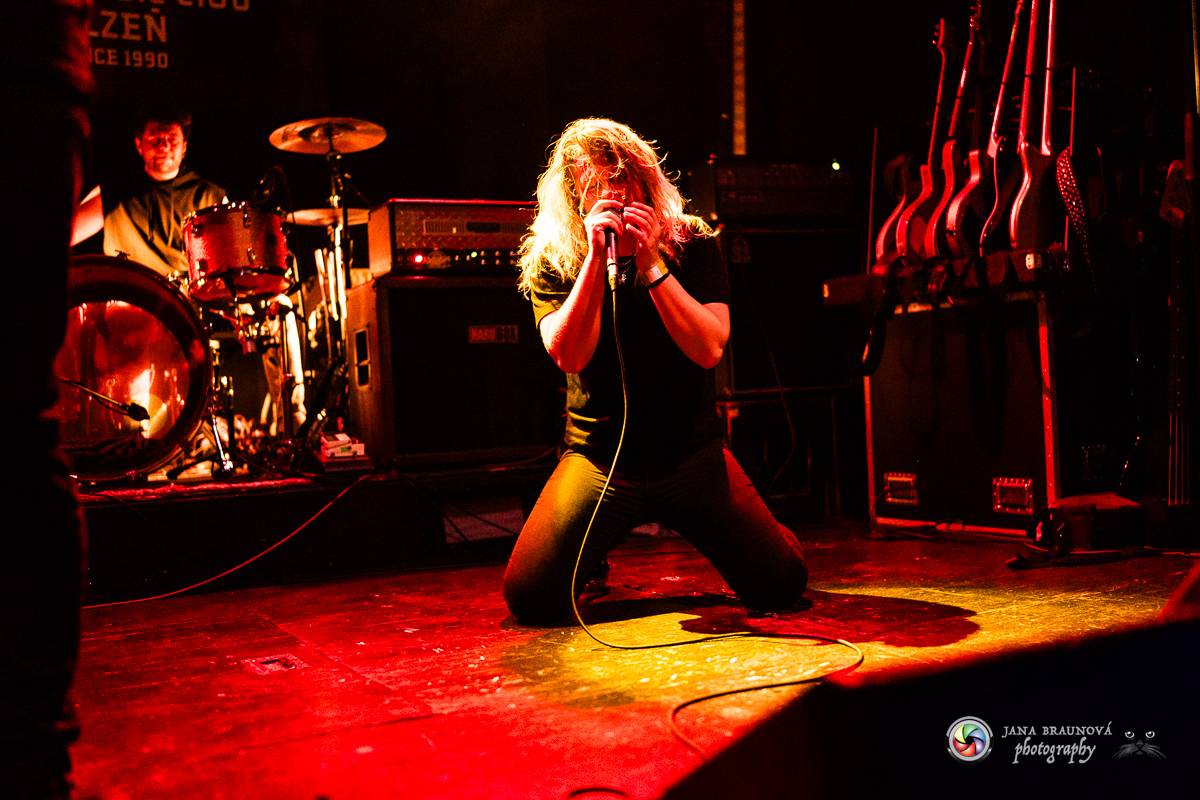 Imodium rozezpívalo Plzeň, doprovodila ho tříčlenná parta Anteater