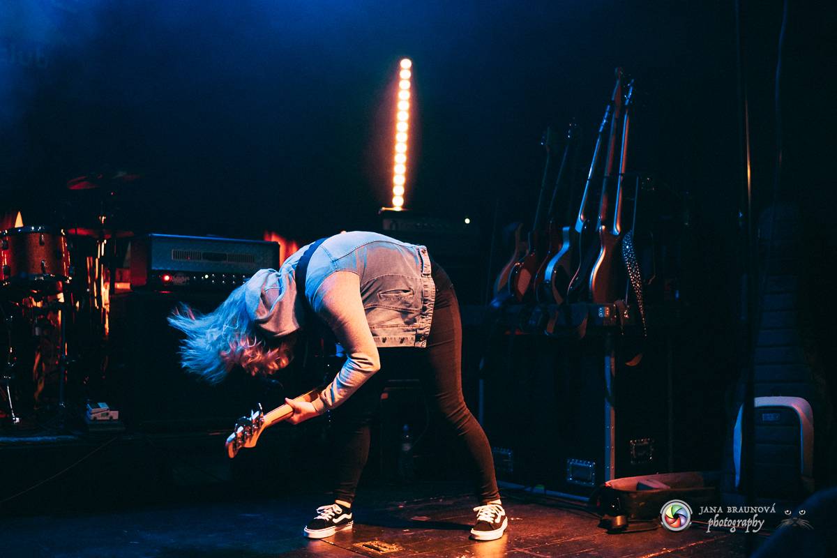 Imodium rozezpívalo Plzeň, doprovodila ho tříčlenná parta Anteater