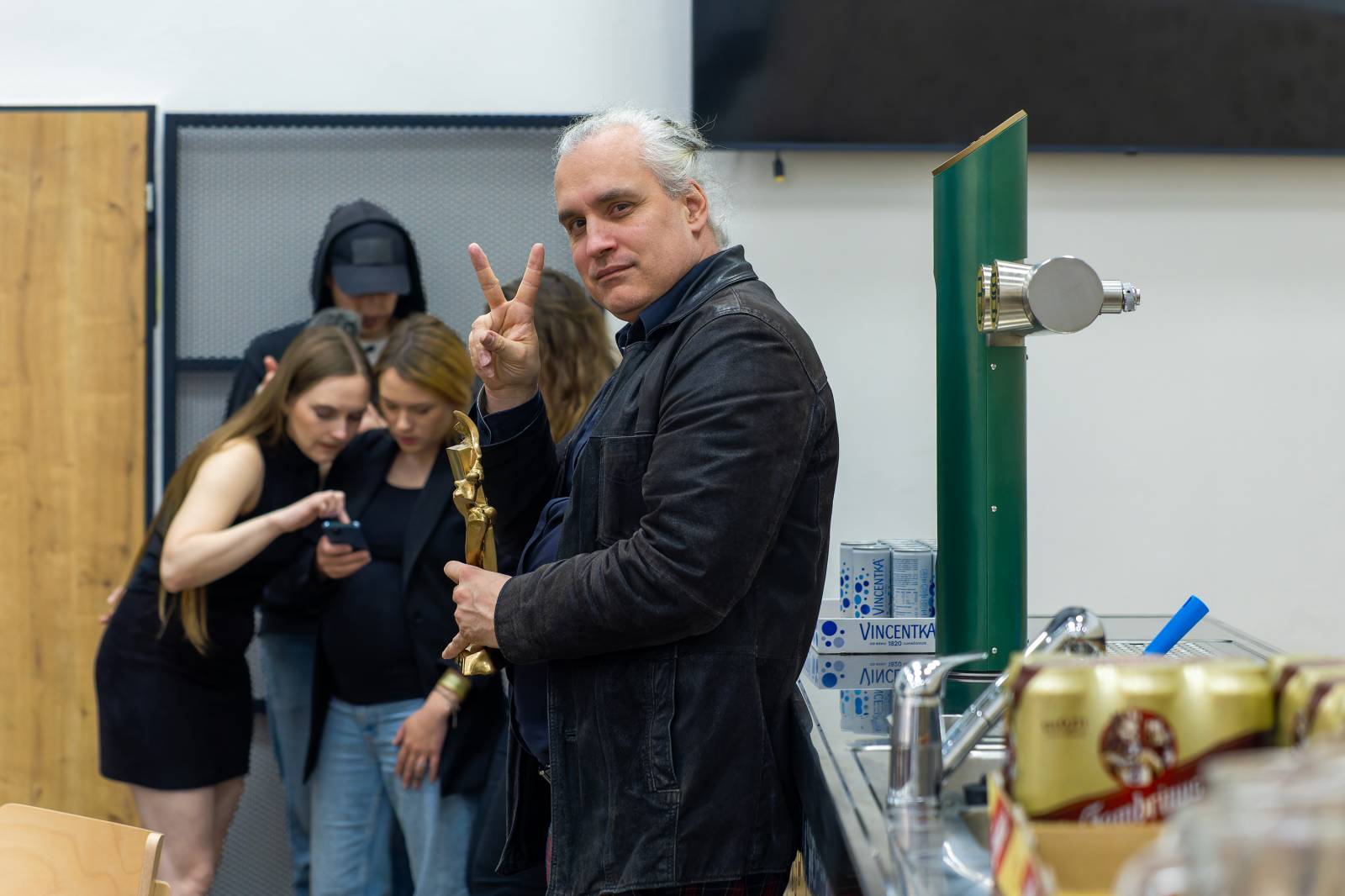 Žebřík poznal vítěze 33. ročníku. Ceny si převzali Chinaski, Monkey Business, Marpo či festival Rock for People