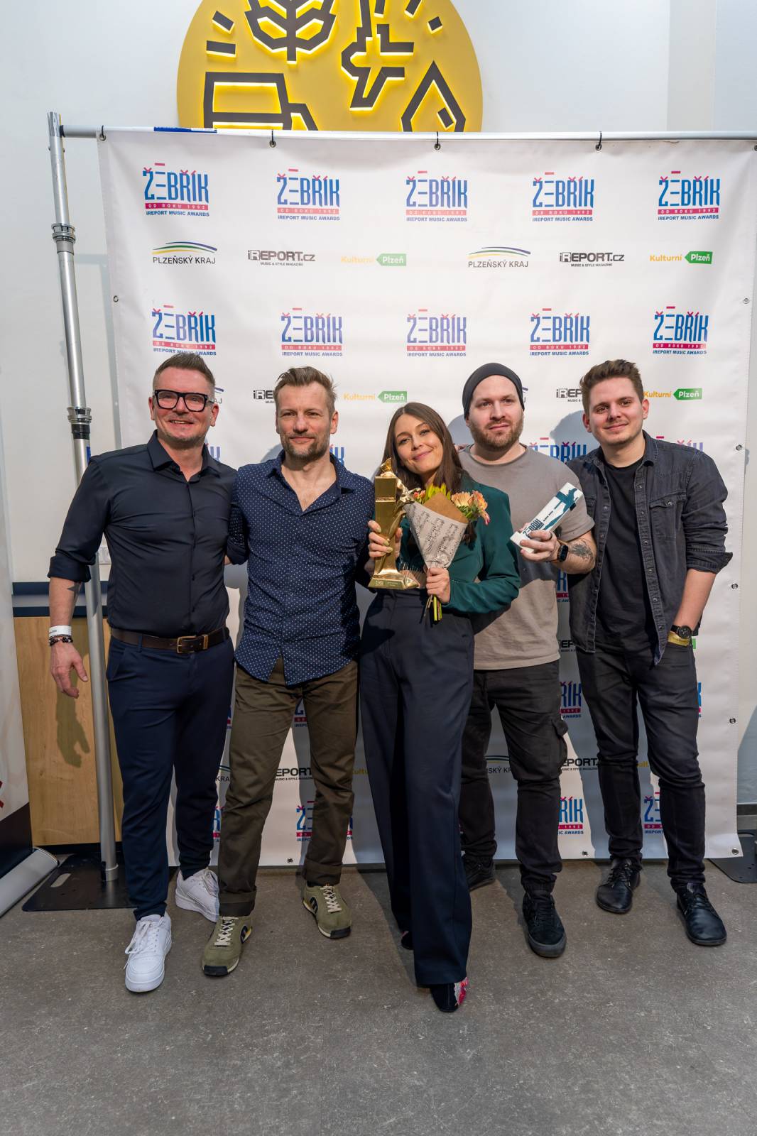 Žebřík poznal vítěze 33. ročníku. Ceny si převzali Chinaski, Monkey Business, Marpo či festival Rock for People