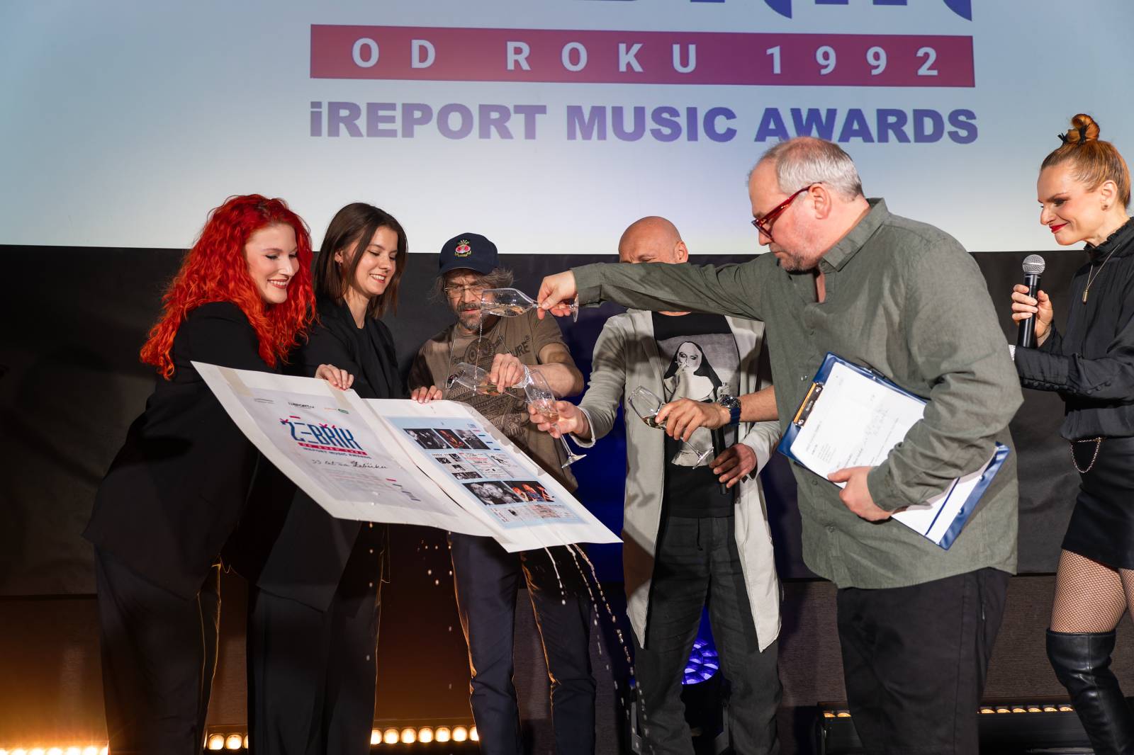 Žebřík poznal vítěze 33. ročníku. Ceny si převzali Chinaski, Monkey Business, Marpo či festival Rock for People