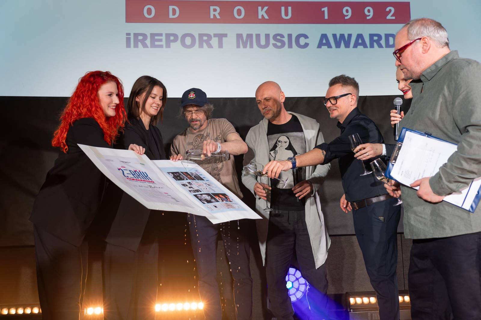 Žebřík poznal vítěze 33. ročníku. Ceny si převzali Chinaski, Monkey Business, Marpo či festival Rock for People