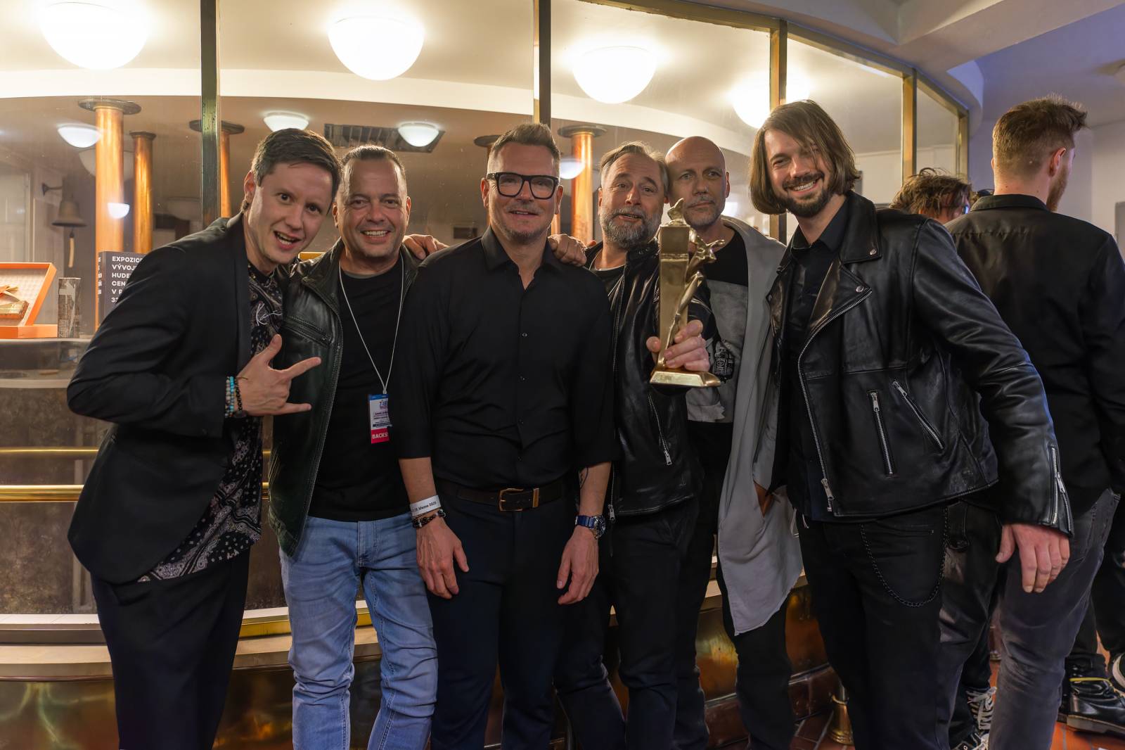 Žebřík poznal vítěze 33. ročníku. Ceny si převzali Chinaski, Monkey Business, Marpo či festival Rock for People