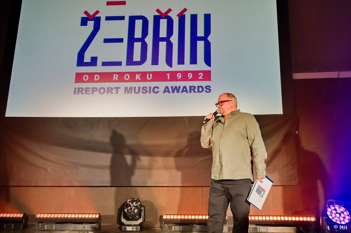 Žebřík oslavil Kristova léta s Rockovým Ježíšem Kamilem Střihavkou. Vystoupili také Marpo a Pan Lynx