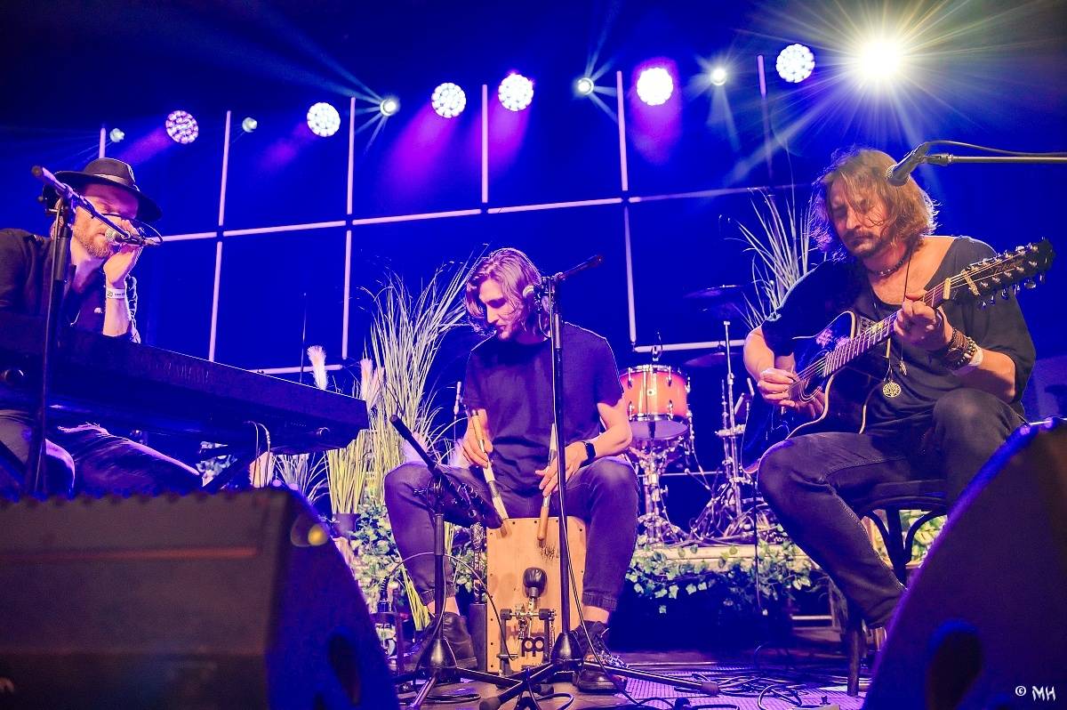 Žebřík oslavil Kristova léta s Rockovým Ježíšem Kamilem Střihavkou. Vystoupili také Marpo a Pan Lynx