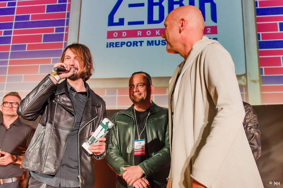 Žebřík oslavil Kristova léta s Rockovým Ježíšem Kamilem Střihavkou. Vystoupili také Marpo a Pan Lynx