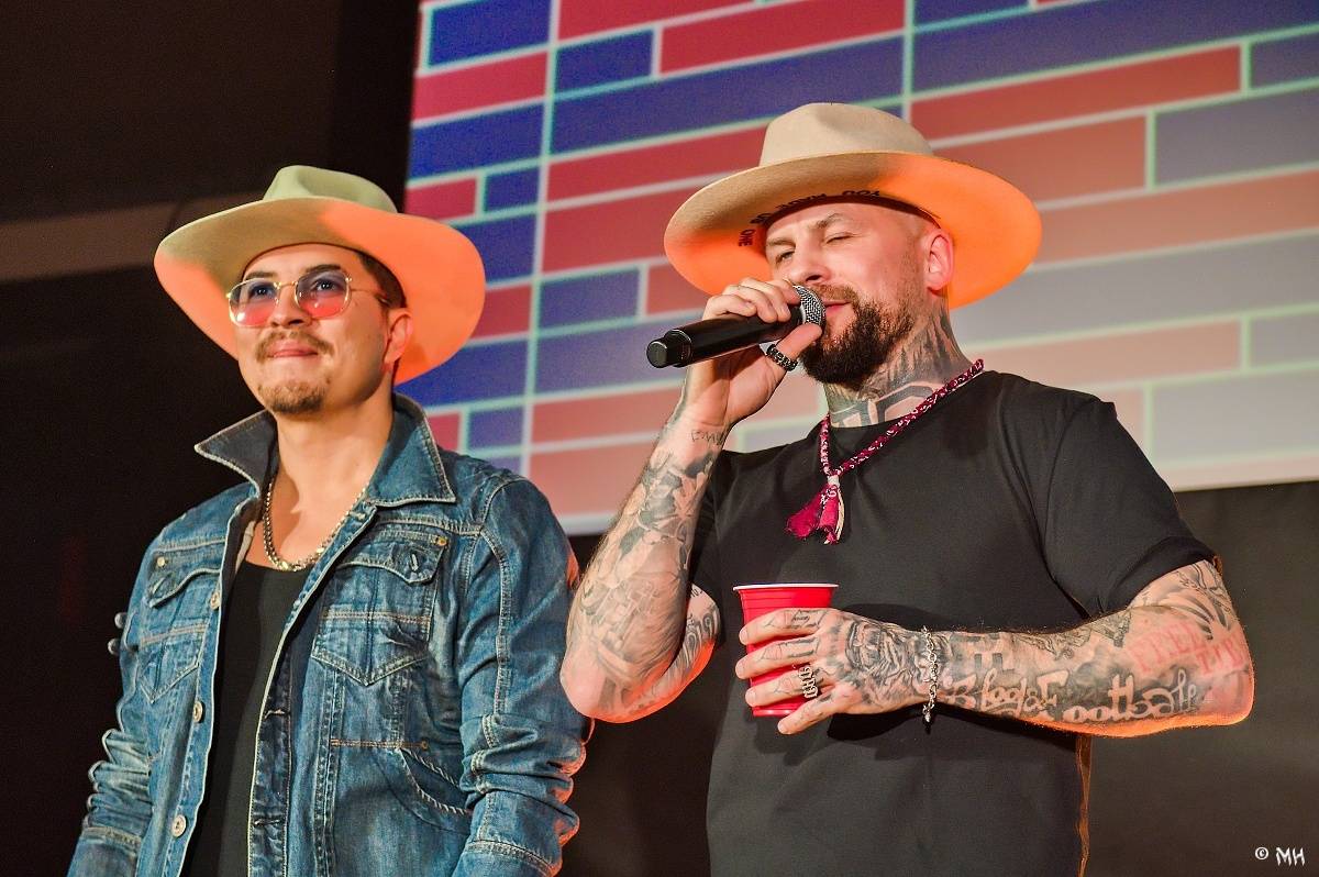 Žebřík oslavil Kristova léta s Rockovým Ježíšem Kamilem Střihavkou. Vystoupili také Marpo a Pan Lynx