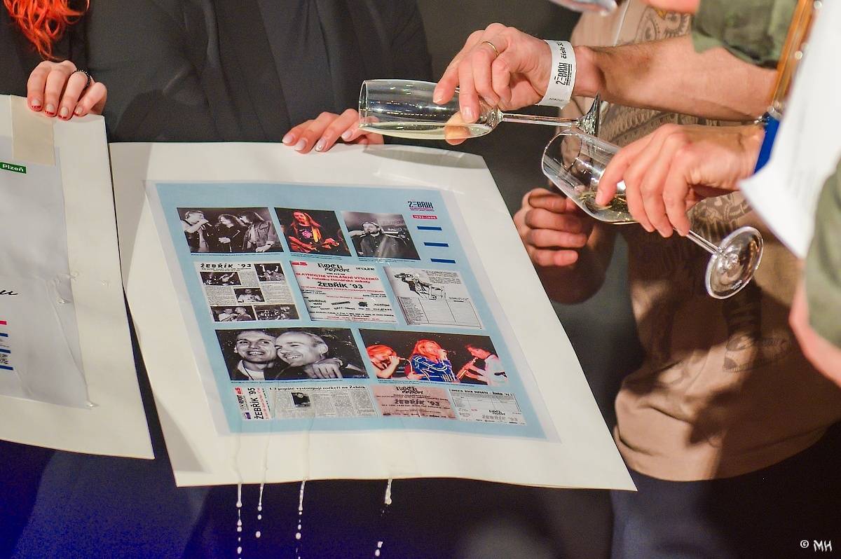 Žebřík oslavil Kristova léta s Rockovým Ježíšem Kamilem Střihavkou. Vystoupili také Marpo a Pan Lynx