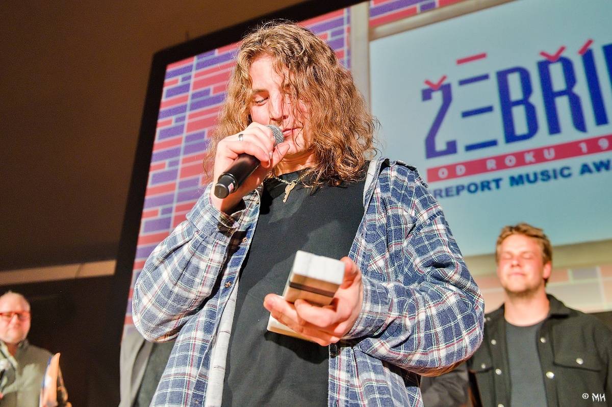 Žebřík oslavil Kristova léta s Rockovým Ježíšem Kamilem Střihavkou. Vystoupili také Marpo a Pan Lynx