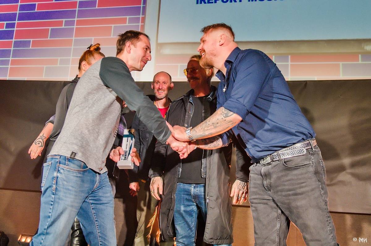 Žebřík oslavil Kristova léta s Rockovým Ježíšem Kamilem Střihavkou. Vystoupili také Marpo a Pan Lynx