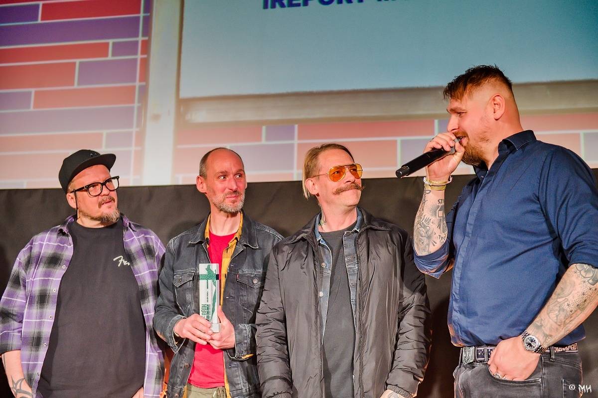 Žebřík oslavil Kristova léta s Rockovým Ježíšem Kamilem Střihavkou. Vystoupili také Marpo a Pan Lynx