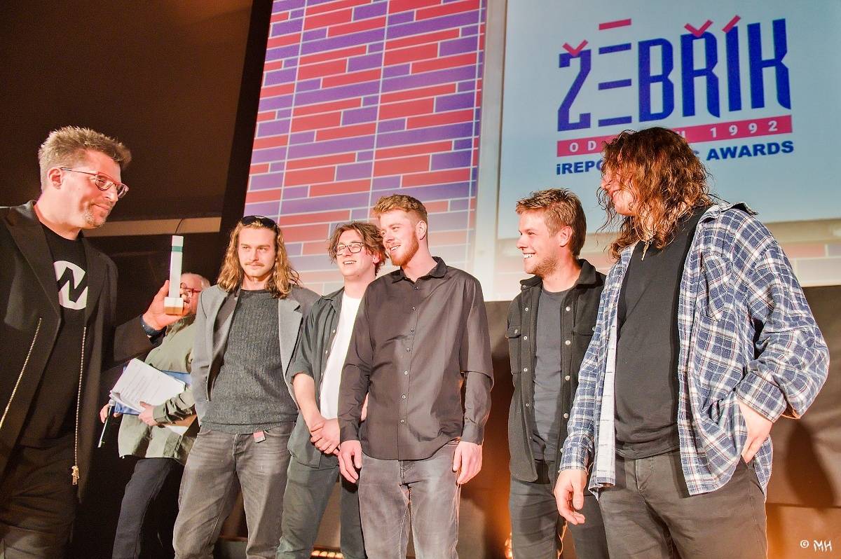 Žebřík oslavil Kristova léta s Rockovým Ježíšem Kamilem Střihavkou. Vystoupili také Marpo a Pan Lynx