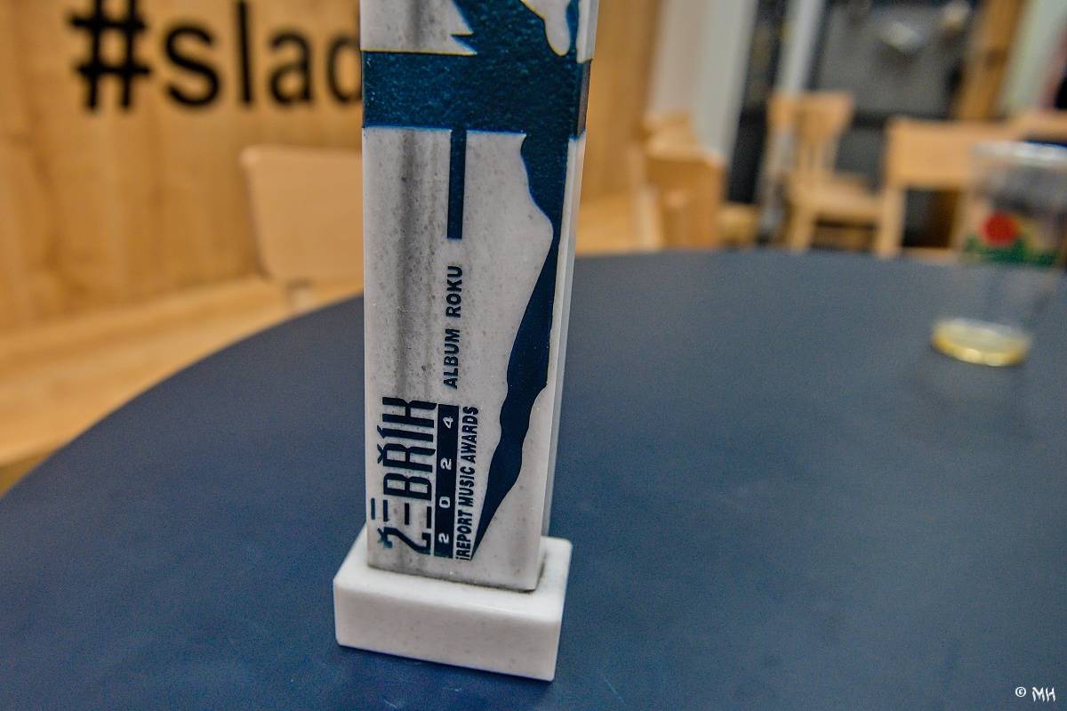 Žebřík oslavil Kristova léta s Rockovým Ježíšem Kamilem Střihavkou. Vystoupili také Marpo a Pan Lynx