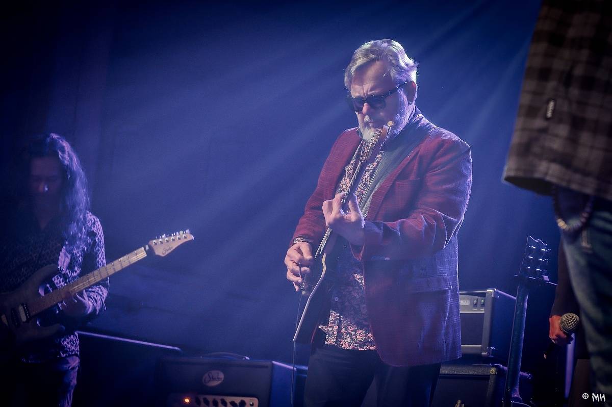 Žebřík oslavil Kristova léta s Rockovým Ježíšem Kamilem Střihavkou. Vystoupili také Marpo a Pan Lynx