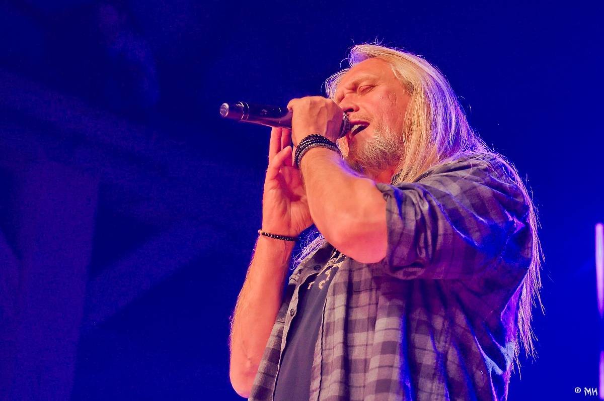 Žebřík oslavil Kristova léta s Rockovým Ježíšem Kamilem Střihavkou. Vystoupili také Marpo a Pan Lynx