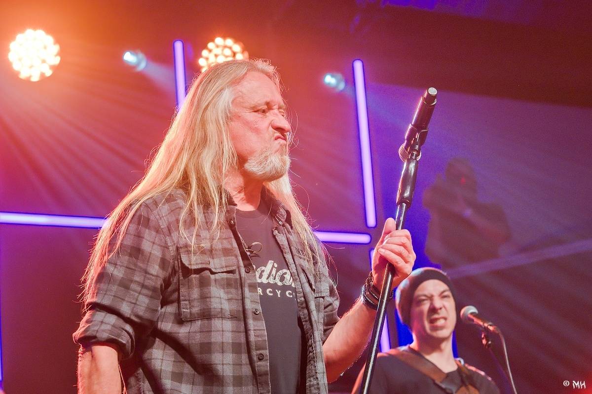 Žebřík oslavil Kristova léta s Rockovým Ježíšem Kamilem Střihavkou. Vystoupili také Marpo a Pan Lynx