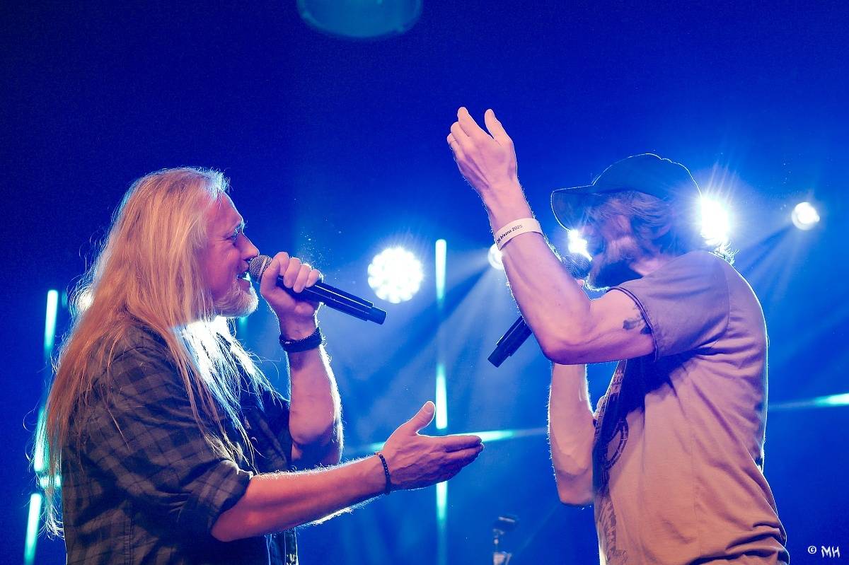 Žebřík oslavil Kristova léta s Rockovým Ježíšem Kamilem Střihavkou. Vystoupili také Marpo a Pan Lynx