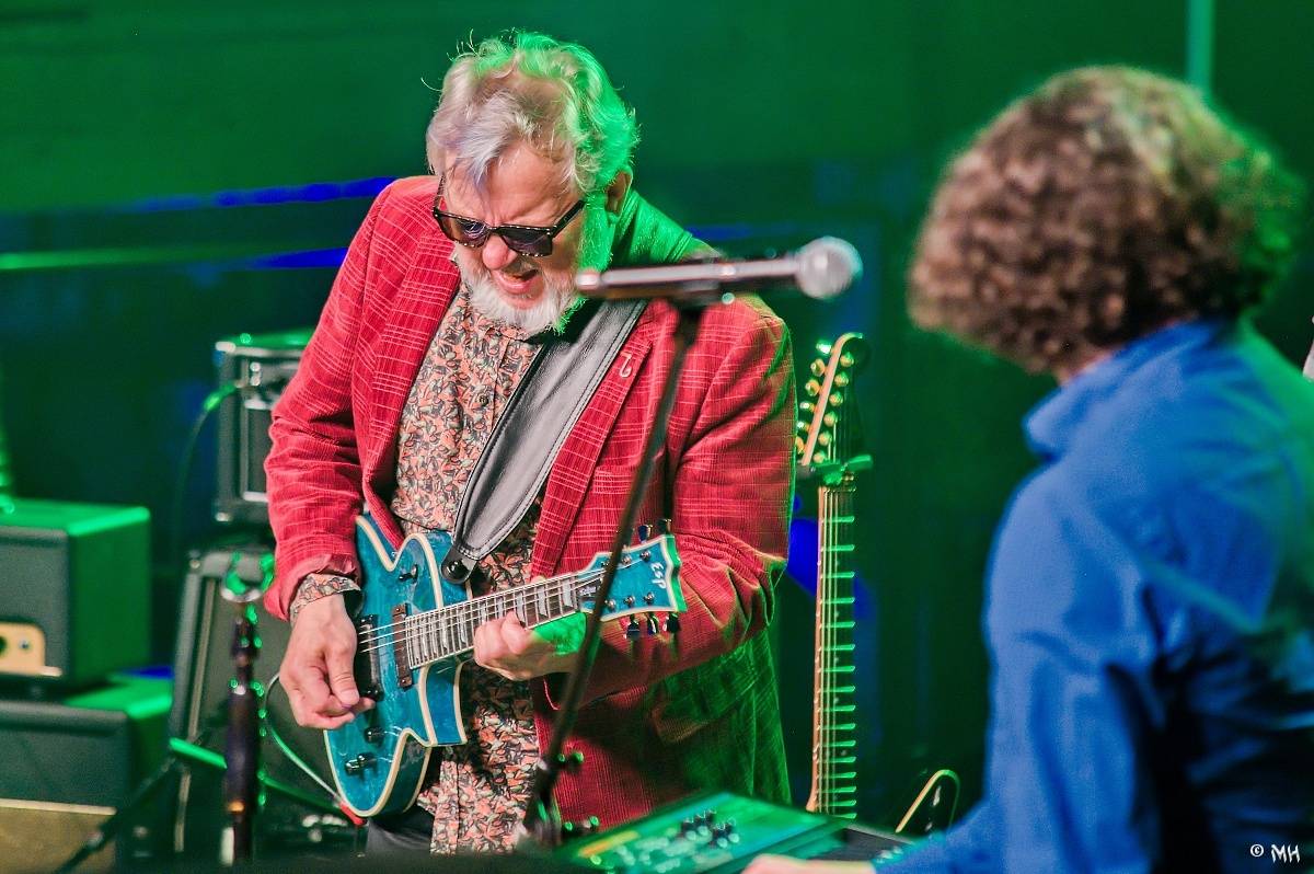 Žebřík oslavil Kristova léta s Rockovým Ježíšem Kamilem Střihavkou. Vystoupili také Marpo a Pan Lynx