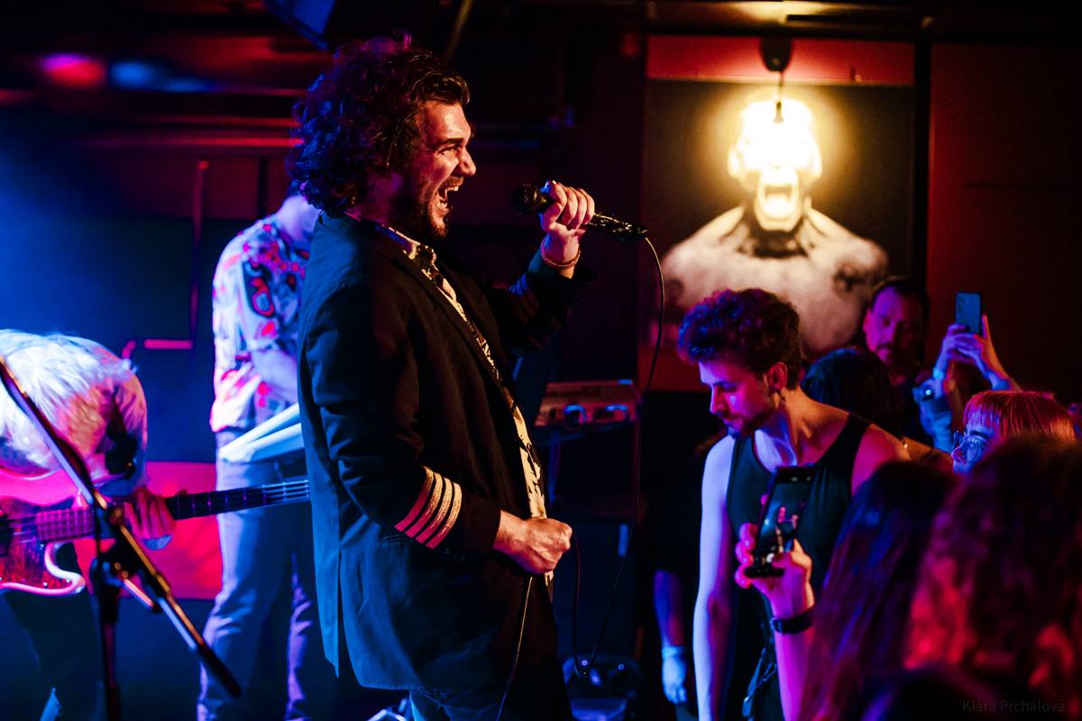 Hentai Corporation v Brně: Exploze energie a nezapomenutelný zážitek