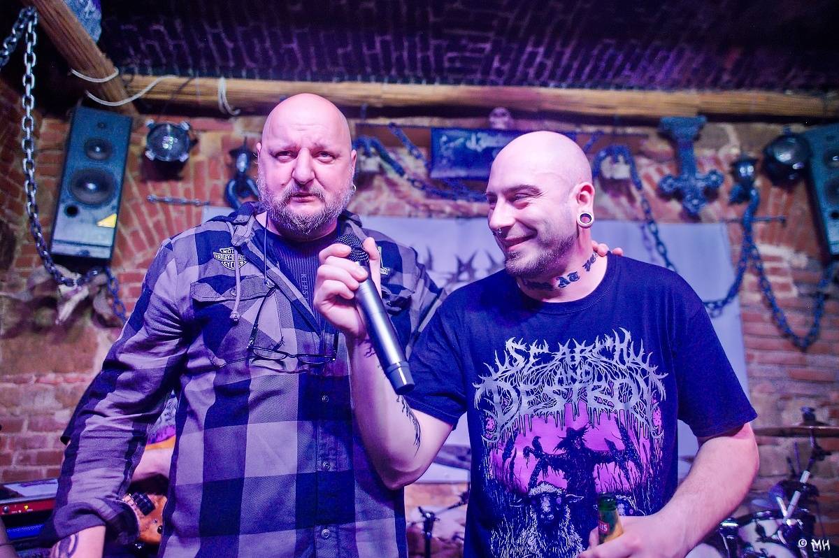 Noc plná metalu: Plzeňský Parlament přivítal Dark Angels, Search and Destroy a Elysium