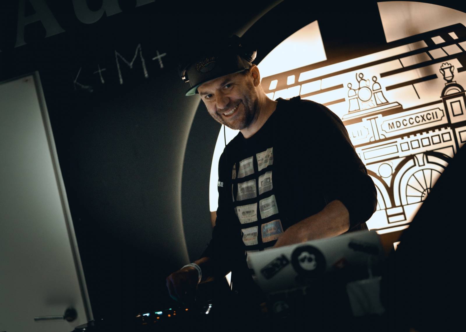 Kamil Střihavka si na Žebříku převzal speciální cenu a Michal Skořepa představil své alter ego Pana Lynxe