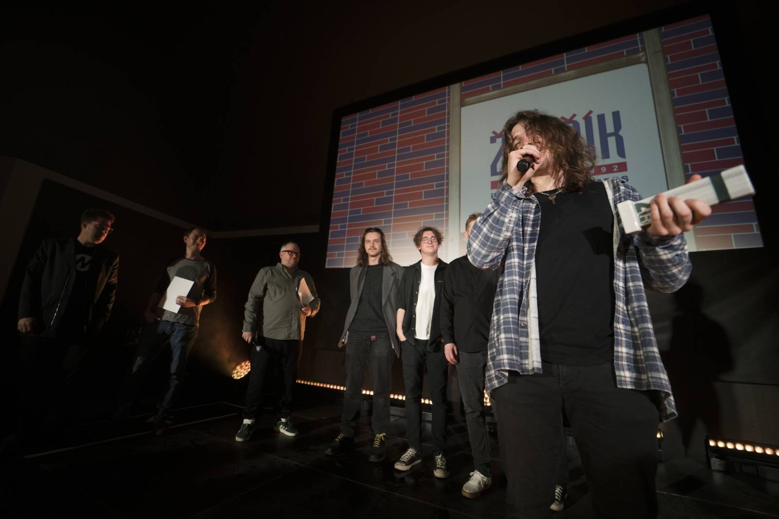 Na Žebříku s oceněnými. Takhle se radovali Michal Hrůza, Rybičky 48, Marpo i Matěj Ruppert