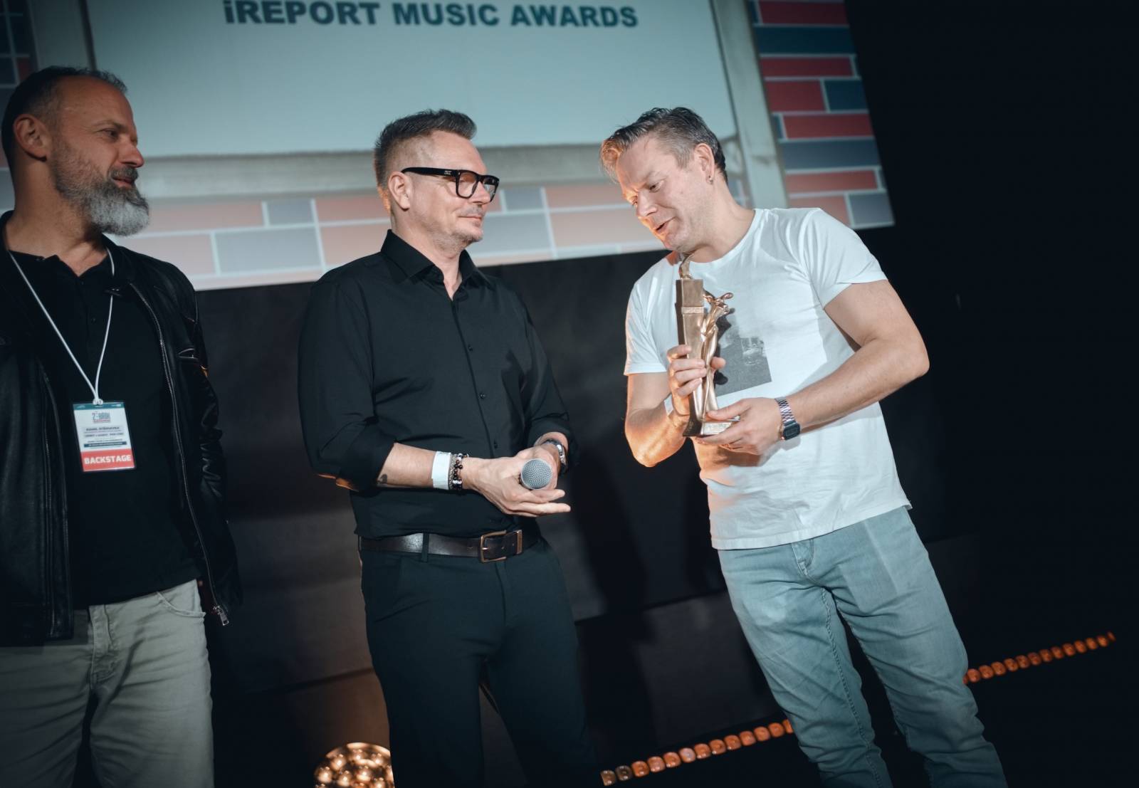 Na Žebříku s oceněnými. Takhle se radovali Michal Hrůza, Rybičky 48, Marpo i Matěj Ruppert