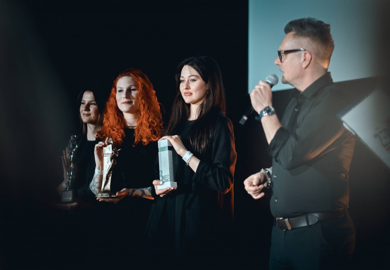 Na Žebříku s oceněnými. Takhle se radovali Michal Hrůza, Rybičky 48, Marpo i Matěj Ruppert