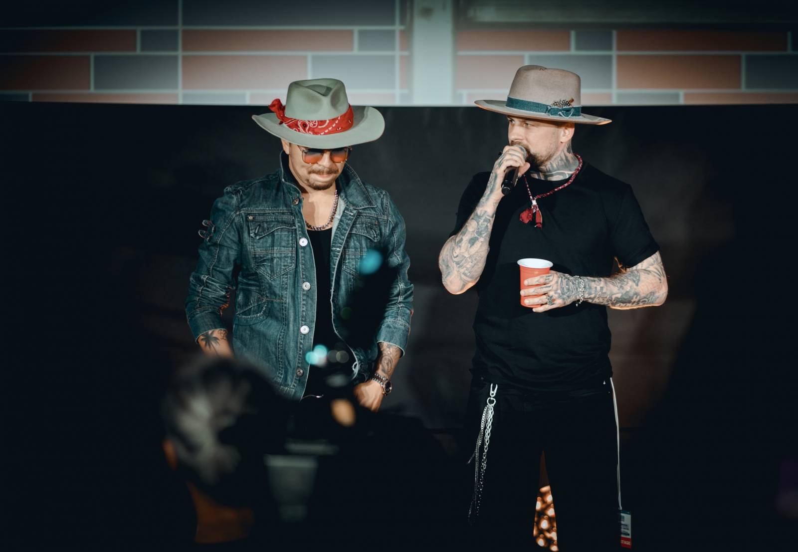 Na Žebříku s oceněnými. Takhle se radovali Michal Hrůza, Rybičky 48, Marpo i Matěj Ruppert