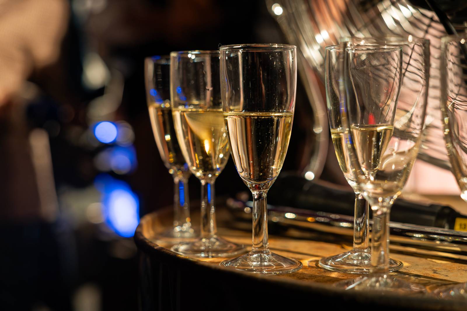 Olympic pokřtil nové album benzinem, kmotrem Bombarďáka se stala Lucie