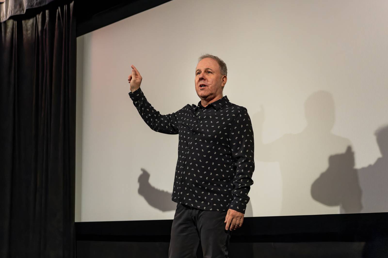 Olympic pokřtil nové album benzinem, kmotrem Bombarďáka se stala Lucie