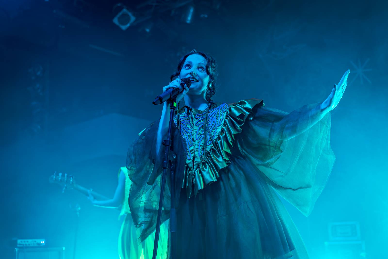 Vesna roztančila pražský Lucerna Music Bar, předskakovala jí Elly